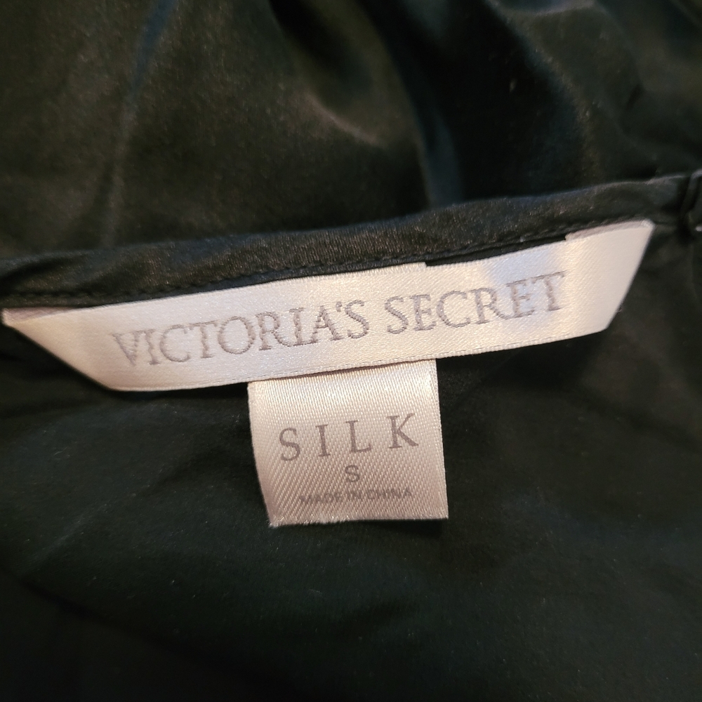 Y2k victorias secret Black silk slip - Picture 3 of 4
